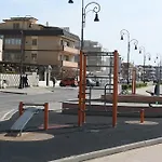 Ponente Leonardo Airport فيوميتشينو